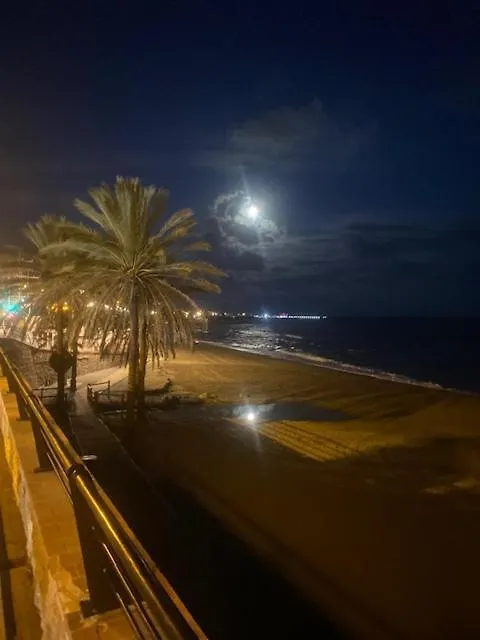 Precioso Apartamento En Primera De Linea De Playa Apartman Benalmádena